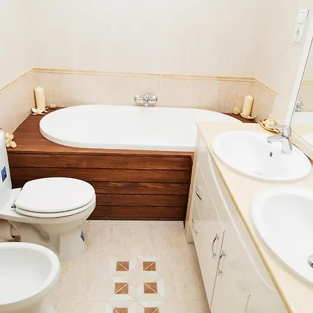 Apartment Pelicanstay At Riverside Danube